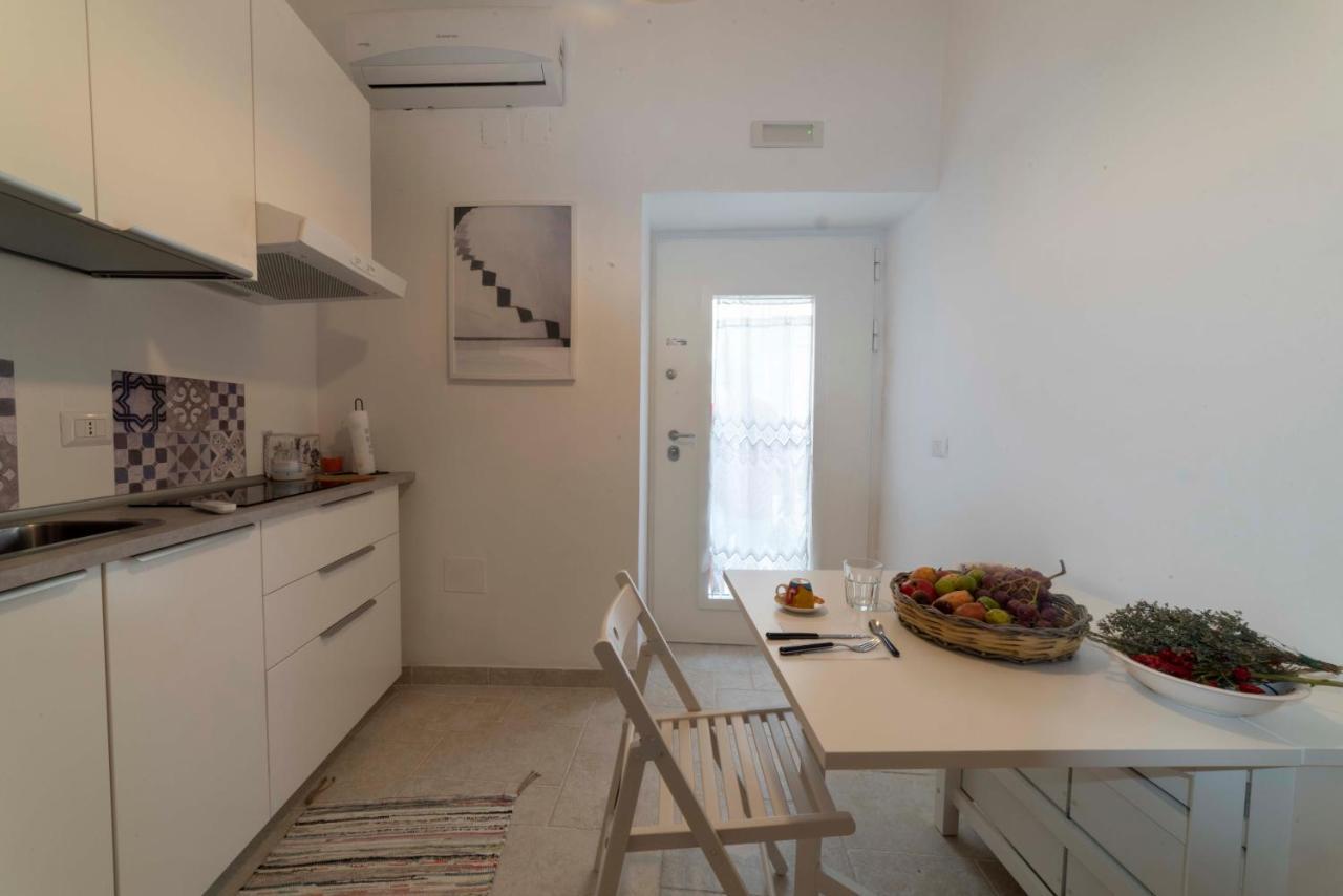 Porto Antico Villa Бари Екстериор снимка